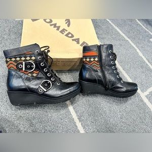 FLASH SALE! Dromedaris Black Leather Lace up/Side Zip Ankle boots Size 38